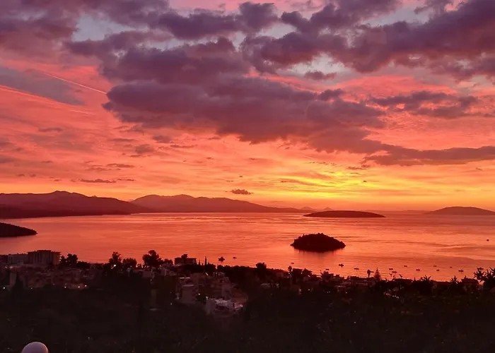 Antika 6 Konukevi Tolón